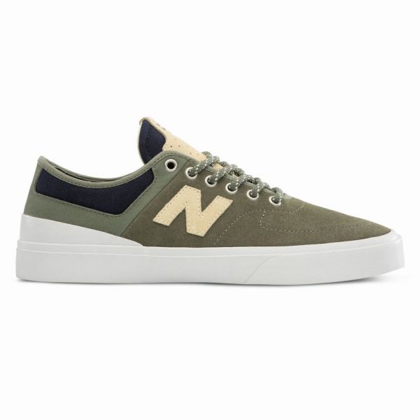 Ténis NB Numeric 379